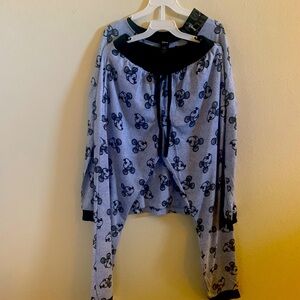 New Mickey Mouse 2 piece pajama set